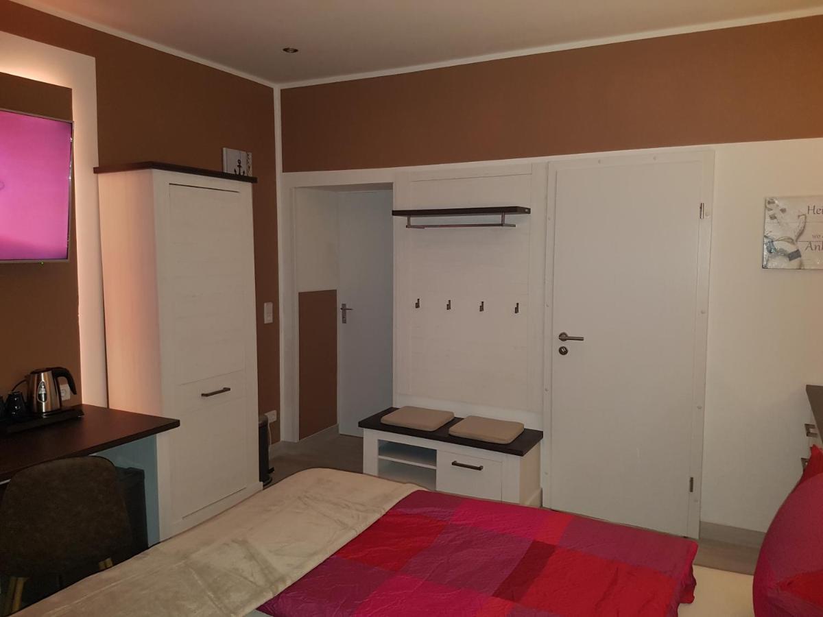 Pension Hoefti Chemnitz Extérieur photo